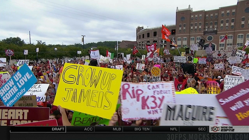 Illustration for article titled Women > Winning: Your FSU-Clemson GameDay Sign Roundup